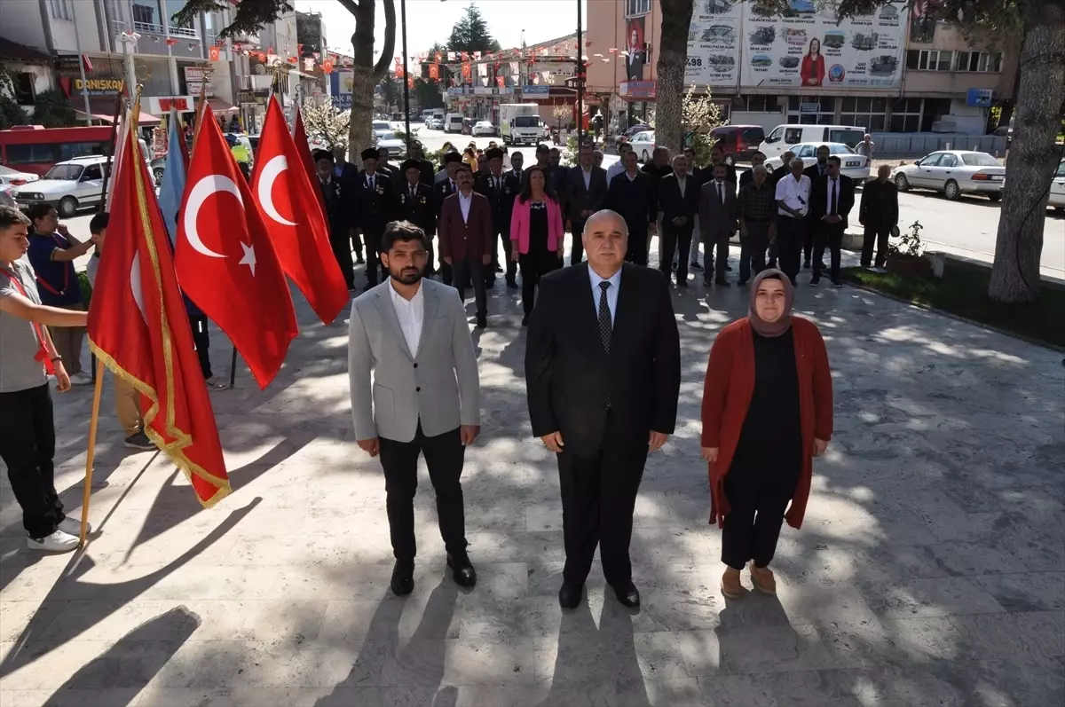 Gümüşhacıköy\'de İlköğretim Haftası kutlandı