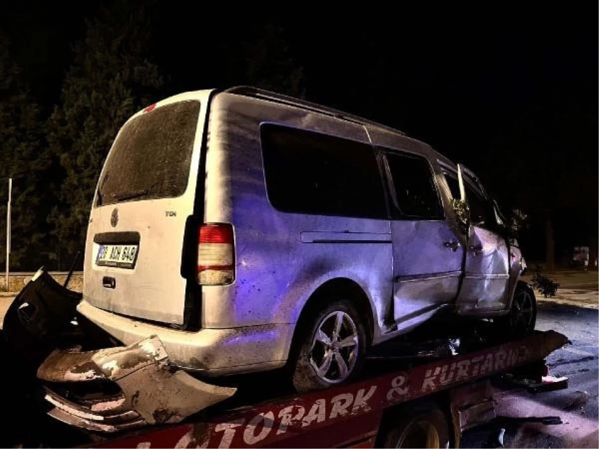 Denizli\'de trafik kazasında 2 kişi hayatını kaybetti