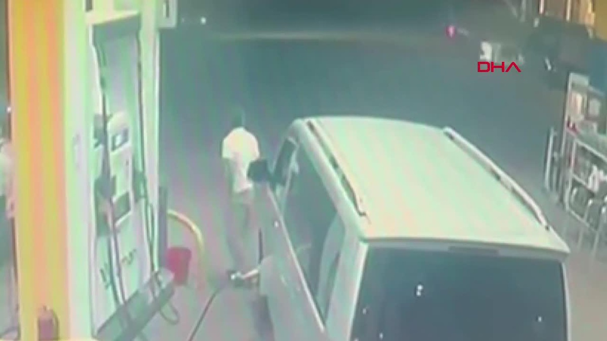 Düzce\'de Motosiklet ve Otomobil Kaza Yaptı: 2 Yaralı