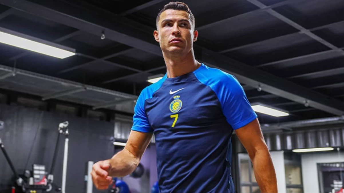 İran\'a gidecek olan Ronaldo, tek bir şartla ailesiyle iletişim kurabilecek