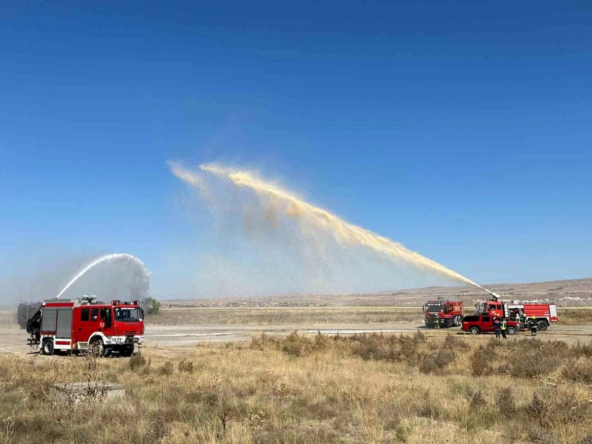 Kapadokya Havalimanı\'nda Ateşli Yangın Tatbikatı Gerçekleştirildi