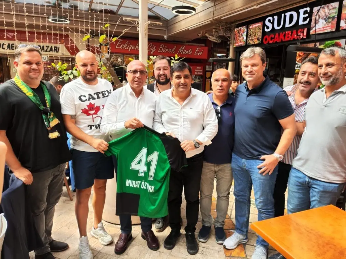 İKM Başkanı Murat Öztürk\'ün Kocaelispor\'a ödeme yapmadığı iddiası