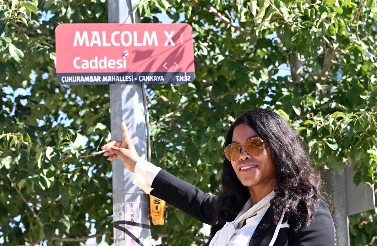 Malcolm X\'in kızı Şahbaz: "Irkçılığın bitmesini istiyorsak tarihin gerçek hikayelerini anlatmalıyız"