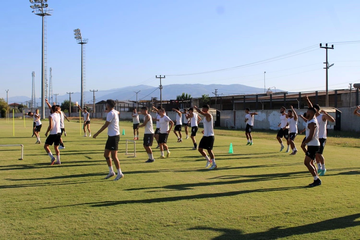Nazilli Belediyespor, Bursaspor maçı hazırlıklarına başladı