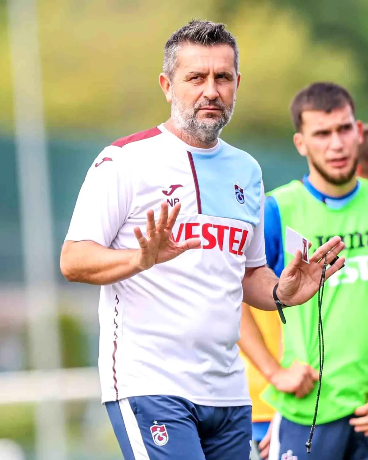 Trabzonspor Teknik Direktörü Nenad Bjelica, Beşiktaş karşısında galibiyet arıyor