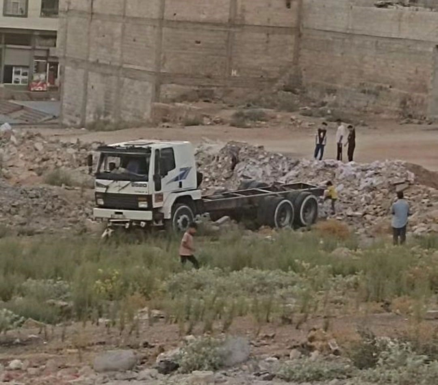 Park halindeyken hareket eden kamyon 8 yaşındaki Salih'i ezdi