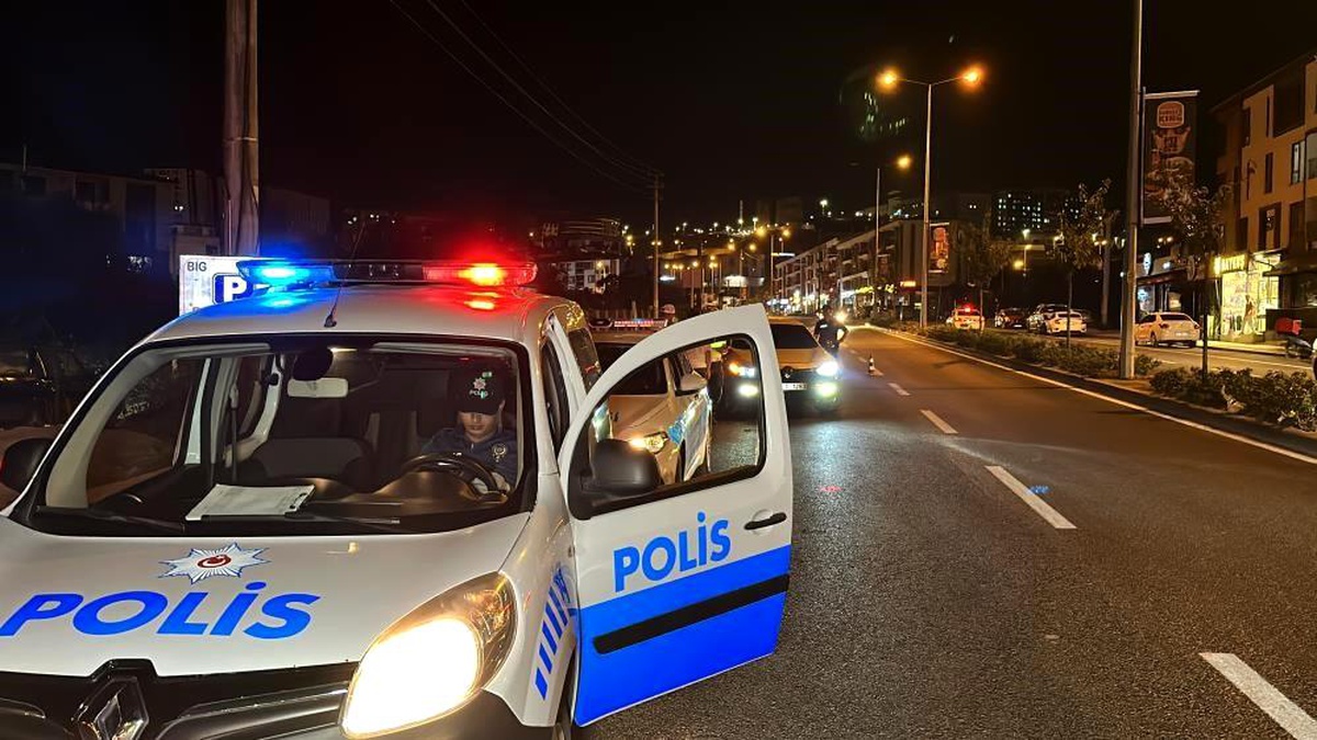 Düzce\'de yapılan denetimde 674 araç sürücüsüne ceza kesildi