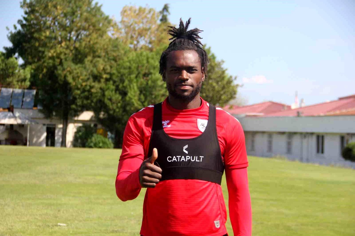 Samsunspor\'un golcüsü Dimata, Avrupa\'nın en iyi forvetlerinden biri olmak istiyor