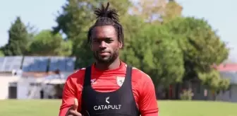Samsunspor'un yeni transferi Nany Dimata, Avrupa'nın en iyi forvetlerinden birisi olmak istiyor