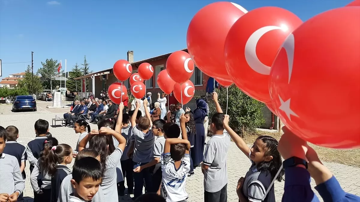 Kayseri Sarıoğlan\'da İlköğretim Haftası Kutlandı