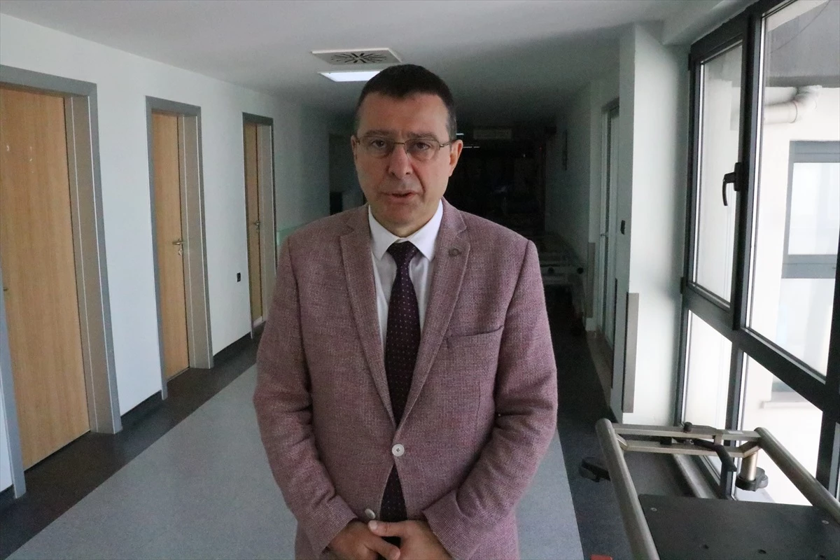 Trabzon\'da yaşanan tartışma sonucu kalp krizi geçiren güvenlik görevlisi yoğun bakıma alındı