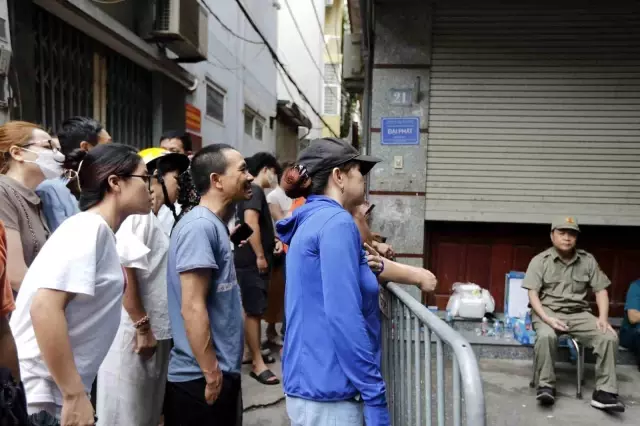 Vietnam'da çıkan yangında aralarında çocuklarında olduğu 30 kişi hayatını kaybetti
