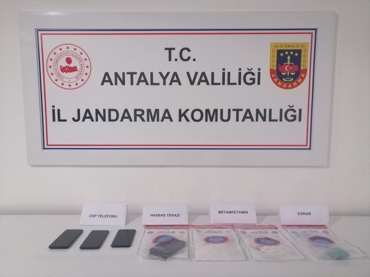 Alanya\'da Uyuşturucu Operasyonu: 2 Şüpheli Gözaltına Alındı