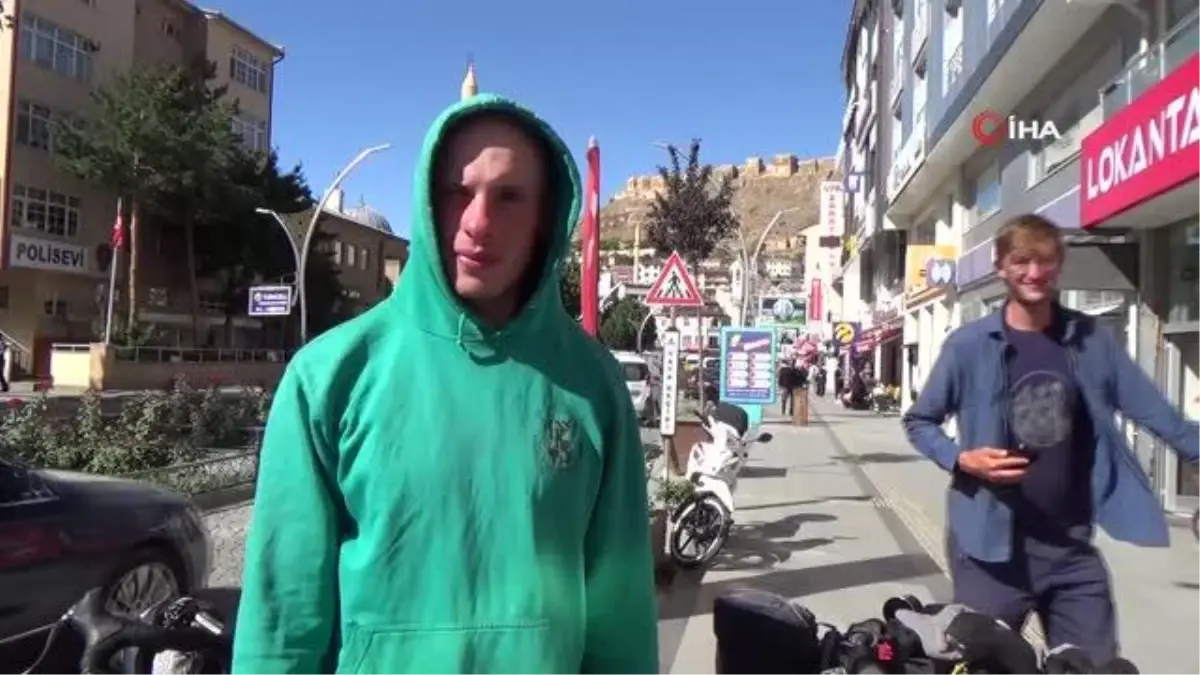 Alman turistler Bayburt\'a hayran kaldı