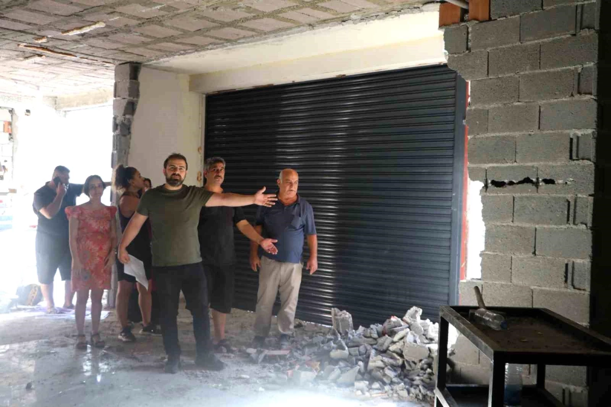 Adana\'da deprem sonrası apartmanda \'perde duvar yıkımı\' tartışması