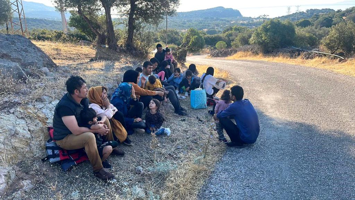 Çanakkale\'de 8 Afganistan uyruklu kaçak göçmen yakalandı