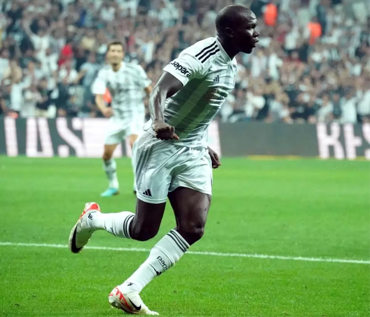 Beşiktaşlı Vincent Aboubakar, ailesinin sağlık sorunları nedeniyle Fransa\'ya gitti