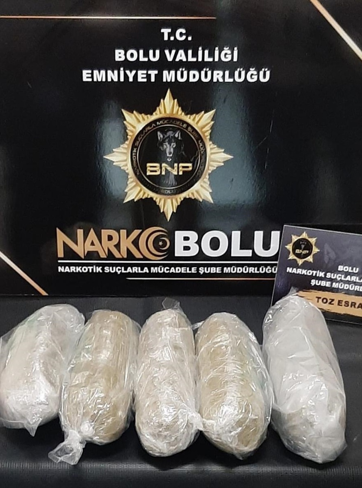 Bolu, İstanbul ve Diyarbakır\'da Uyuşturucu Operasyonu: 3 Tutuklama