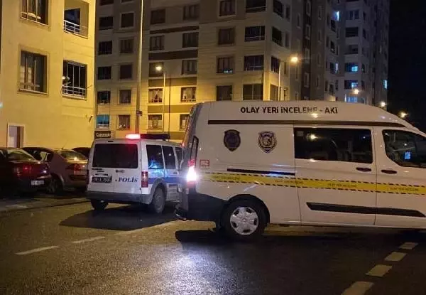 Kayseri'de 18 yaşındaki genç kız iş çıkışı sokak ortasında vurularak öldürüldü