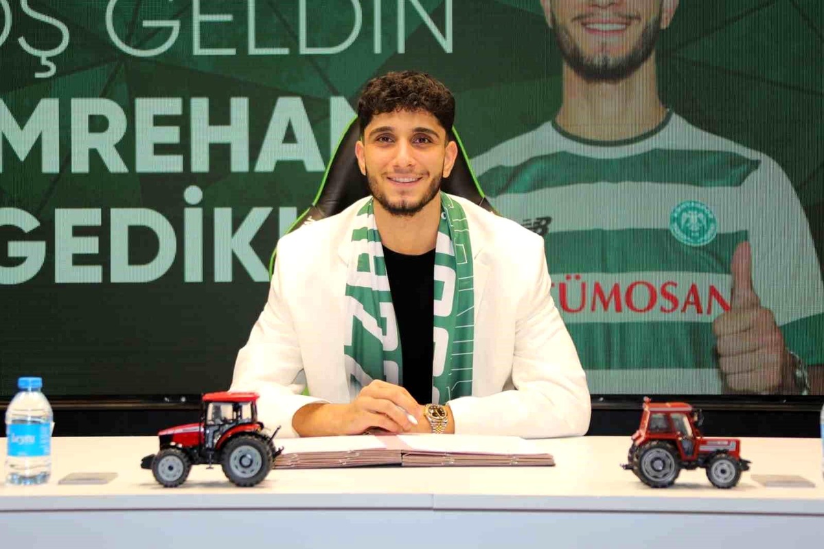 Konyaspor, Emrehan Gedikli ile sözleşme imzaladı