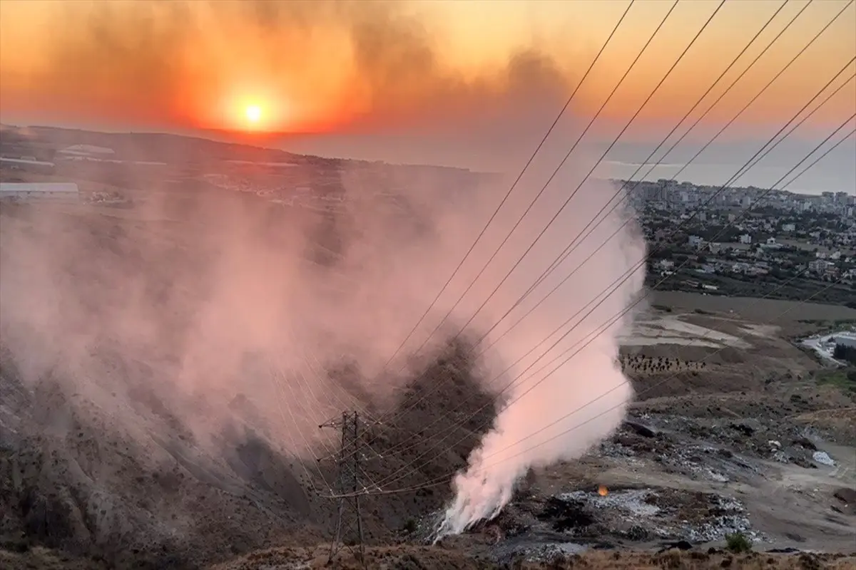 Hatay\'da çöplük alanda çıkan yangın söndürüldü