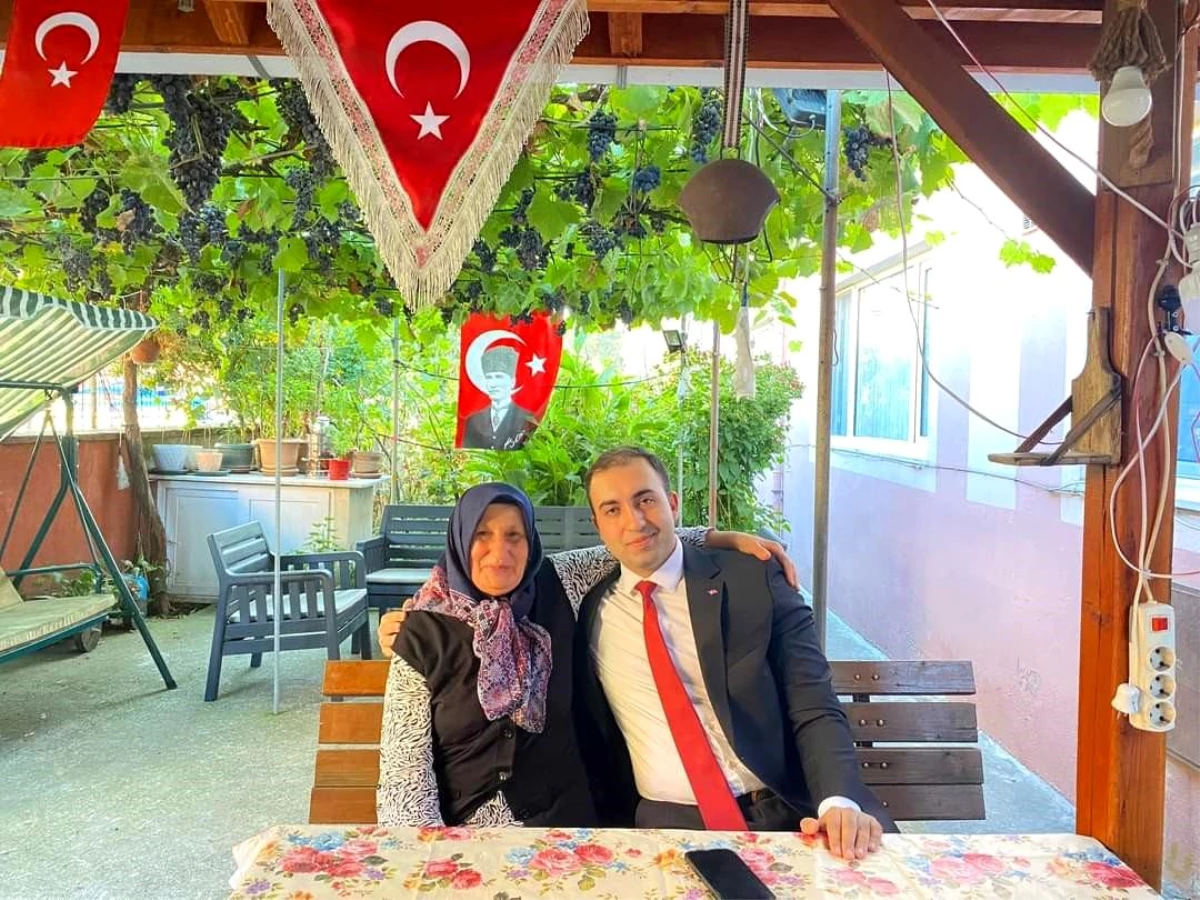 Kaymakam Fırat Kadiroğlu, ilk ziyaretlerini şehit ailelerine yaptı