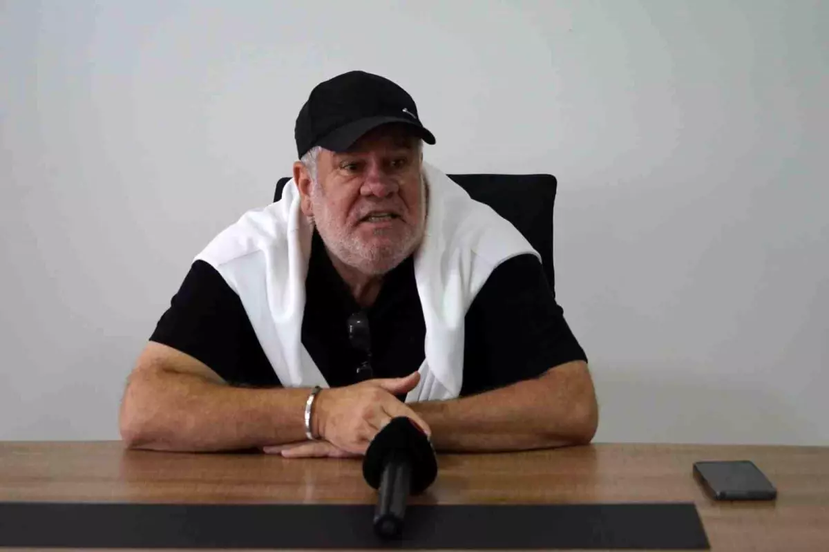 Kastamonuspor Teknik Direktörü Levent Eriş: '3 maç kazandık diye ne şampiyon olduk ne de play-off'a kaldık'