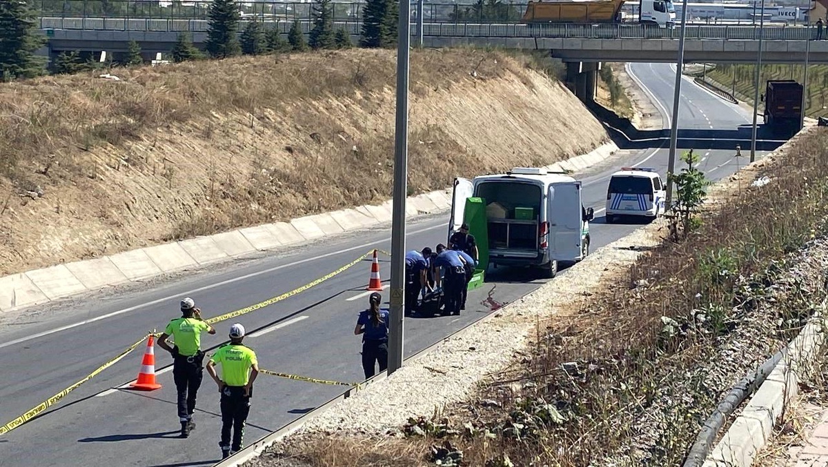 Gebze\'de Motosiklet Sürücüsü Hafriyat Kamyonuyla Çarpışarak Hayatını Kaybetti