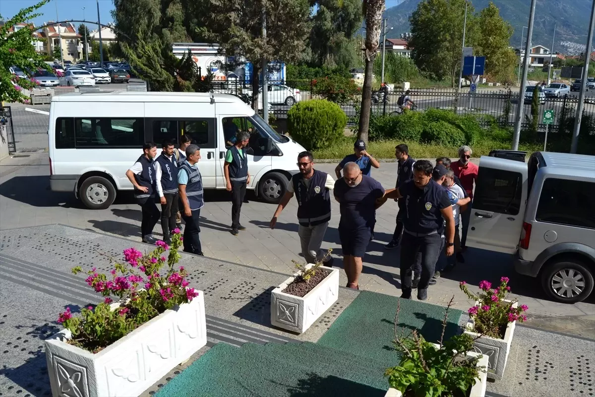 Fethiye\'de araç sürerek kuzenini öldüren şüpheli tutuklandı