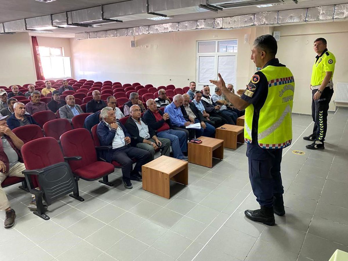 Nevşehir\'de Okul Servis Şoförlerine Güvenlik Eğitimi Verildi