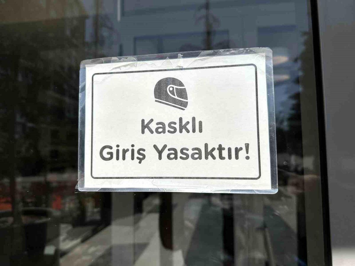 Eskişehir\'de de \'sitelere kasksız giriş yasağı\' uygulaması başladı