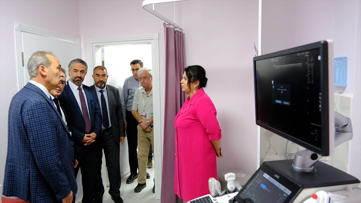 Sivas Cumhuriyet Üniversitesi Hastanesi\'ne yeni mamografi cihazı alındı