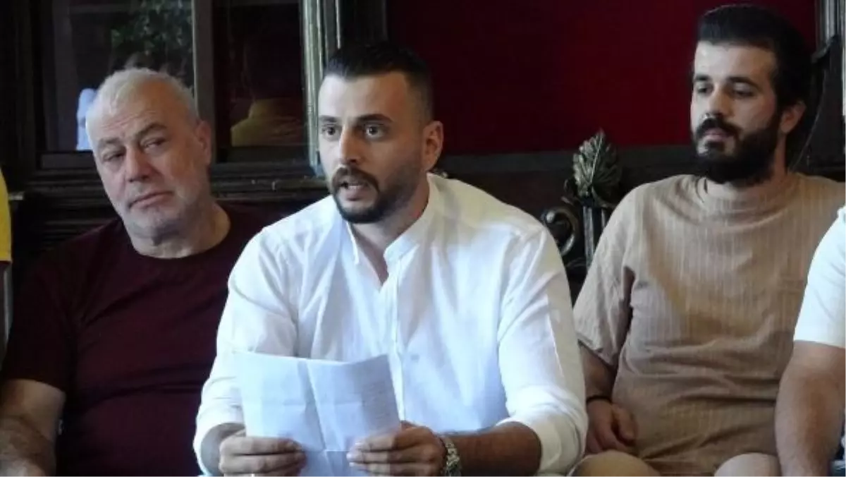 Trabzonspor Taraftarları Başkana Destek Verdi