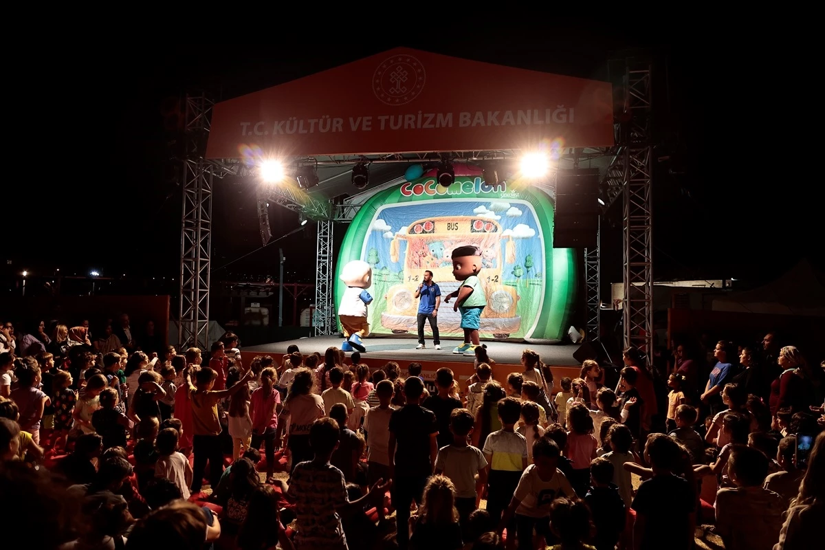 Troya Kültür Yolu Festivali\'nde Kültür Sanat Etkinlikleri Devam Ediyor