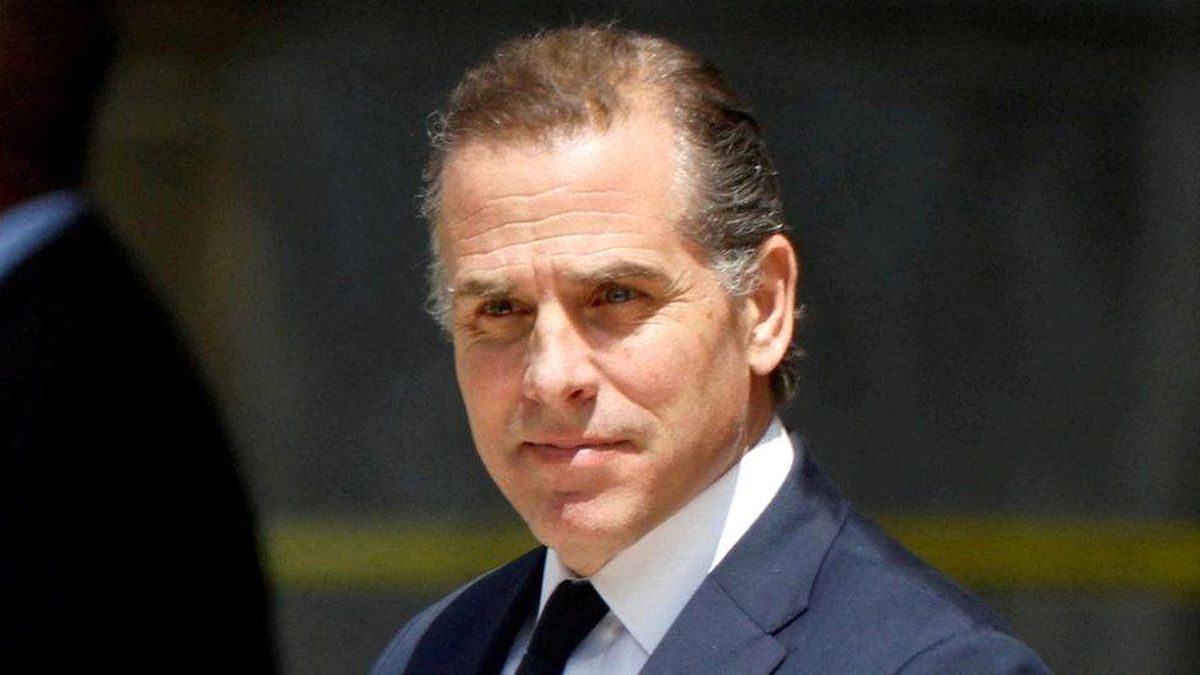 Hunter Biden, ateşli silah satın alırken yalan söylemekle suçlanıyor