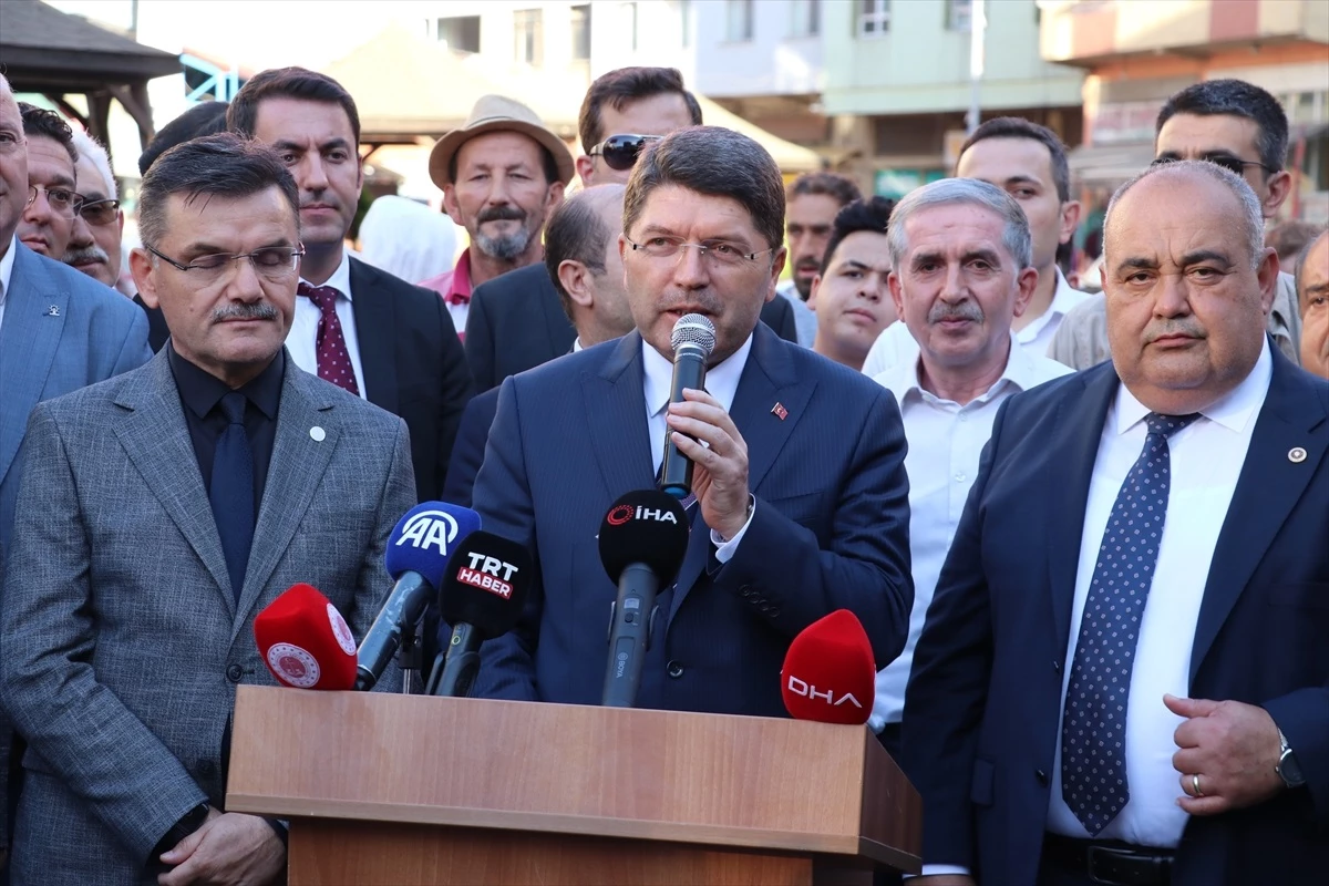 Adalet Bakanı Tunç, Bartın\'da vatandaşlara hitap etti Açıklaması