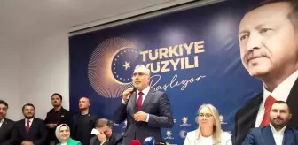Bakan Işıkhan, İzmir'de AK Partililerle bir araya geldi