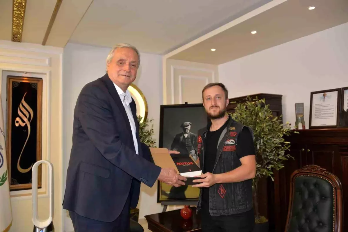 Bozüyük Belediye Başkanı Mehmet Talat Bakkalcıoğlu, Türk Chopper Motosiklet Kulübü üyeleriyle bir araya geldi