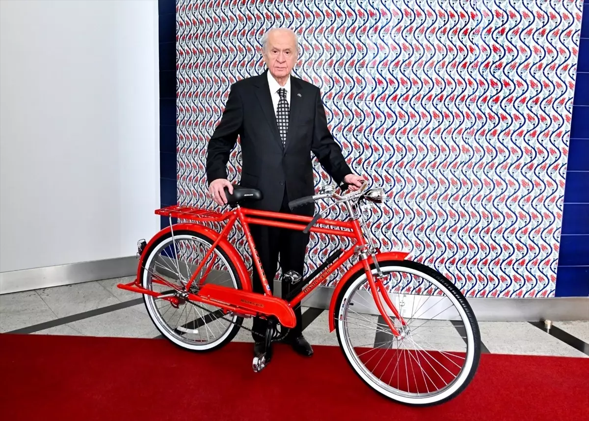 MHP Genel Başkanı Devlet Bahçeli, Türkiye Bisiklet Turu\'nu tebrik etti