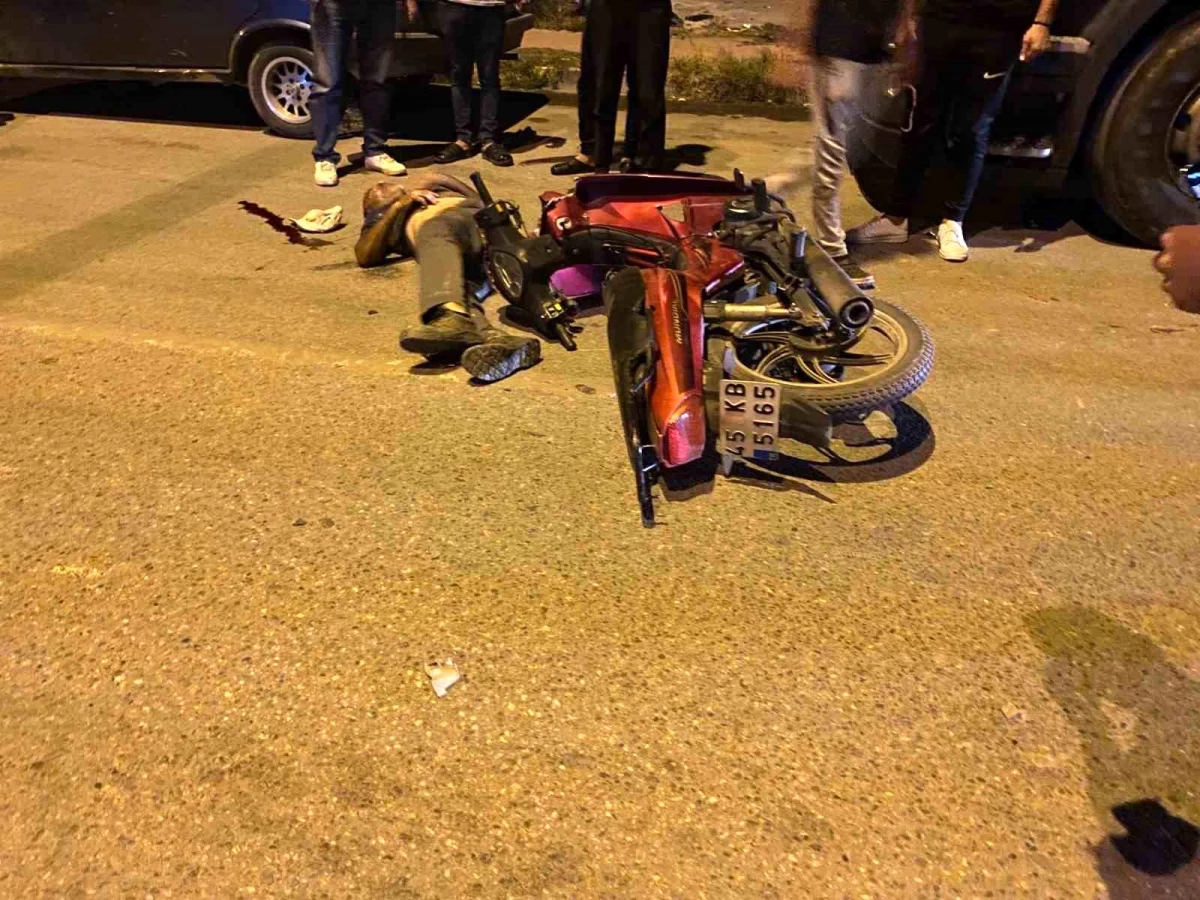 Manisa\'da Motosiklet Kazası: Sürücü Ağır Yaralandı