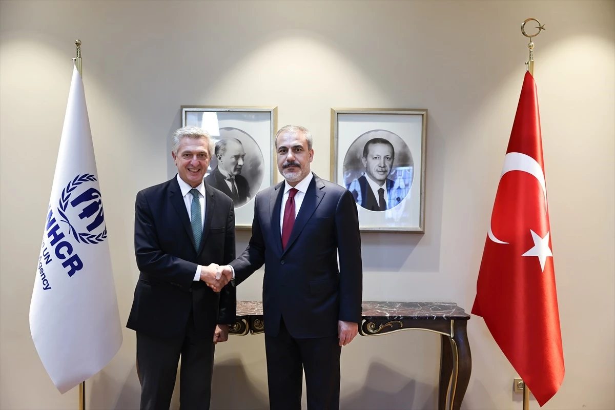 Dışişleri Bakanı Hakan Fidan, BM Mülteciler Yüksek Komiseri Filippo Grandi ile görüştü