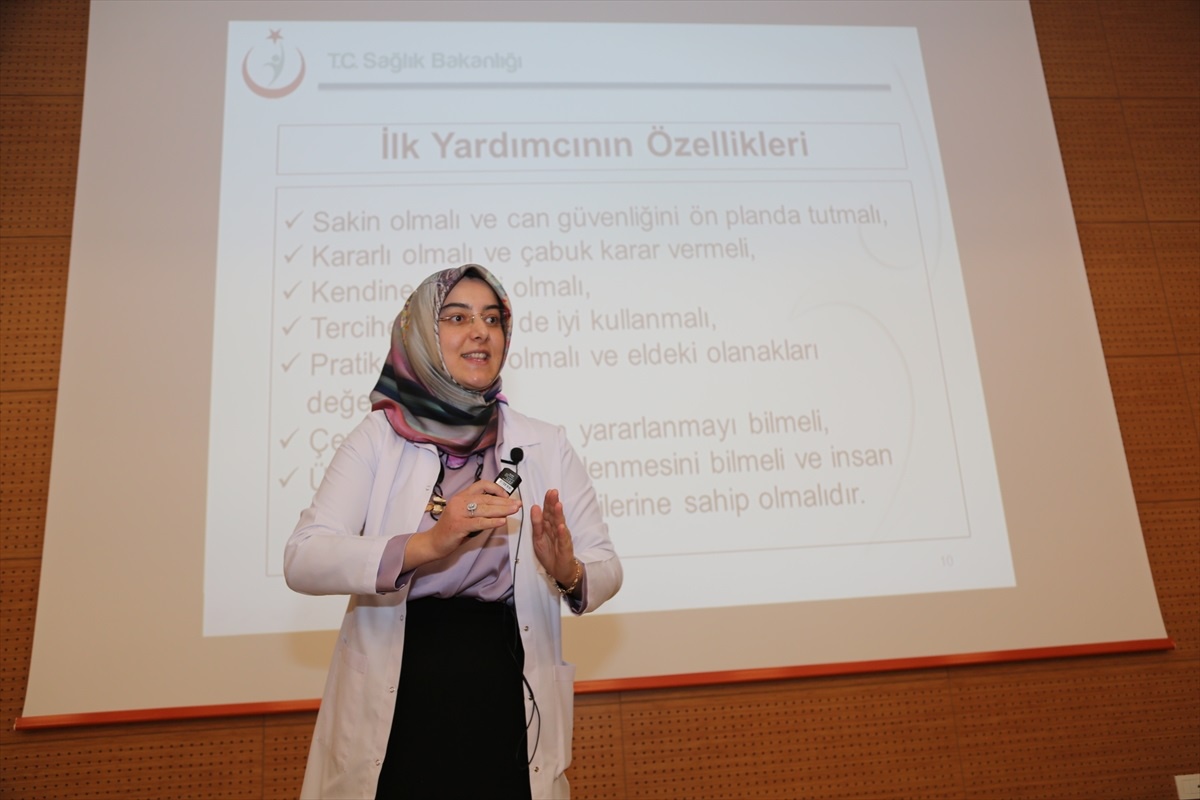 Erzurum\'da Meslek Gruplarına İş Sağlığı ve Güvenliği Eğitimi Veriliyor