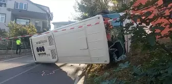 Gölcük'te İşçi Servisi Kazası: 1 Ölü, 6 Yaralı