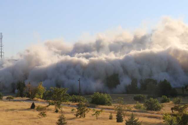 Malatya'da Depremde Hasar Alan 15 Katlı 9 Bina Patlatıldı Malatya'da Depremde Hasar Alan 15 Katlı 9 Bina Patlatıldı