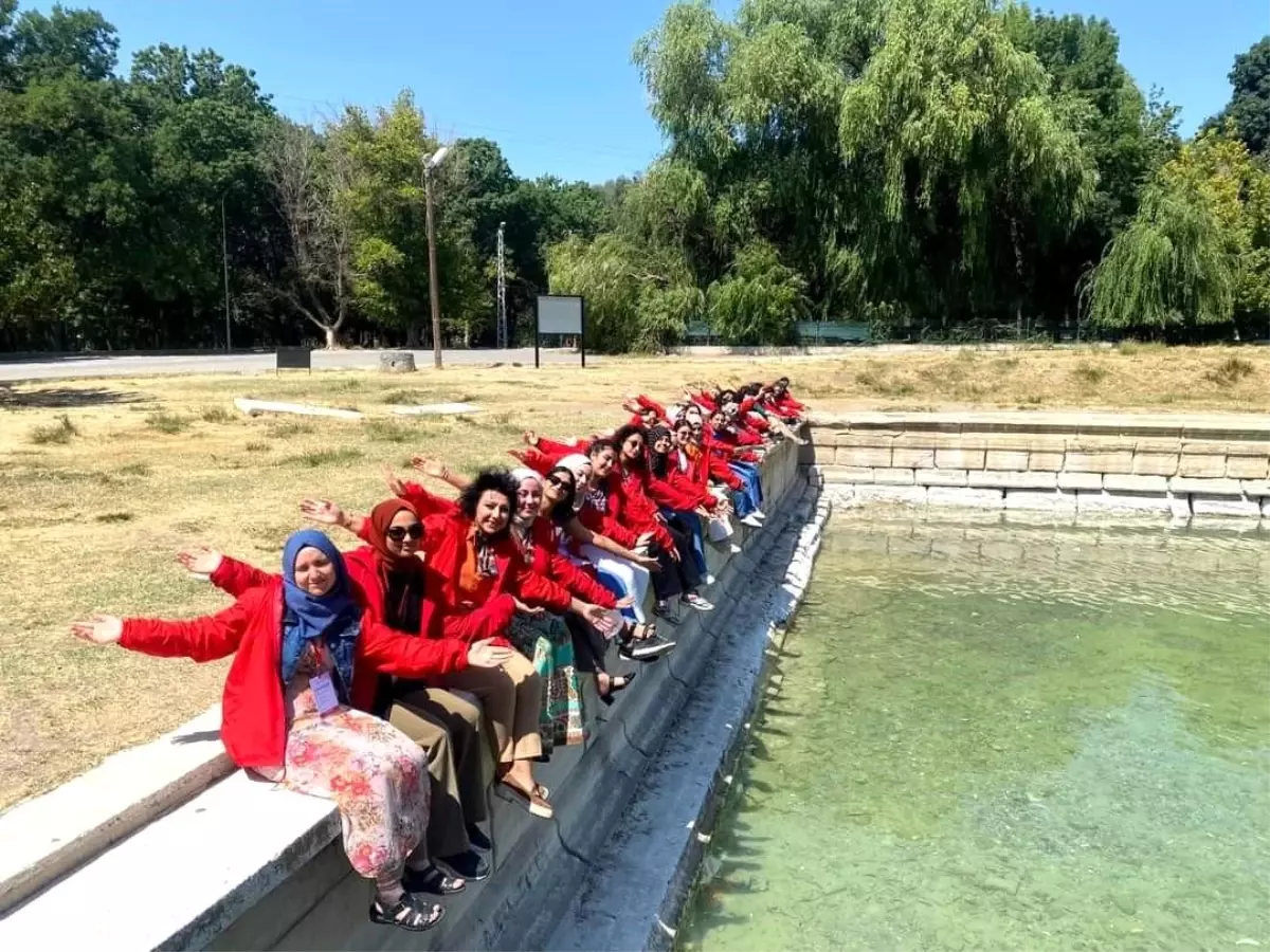 Öğrenciler Niğde\'yi karış karış gezdi