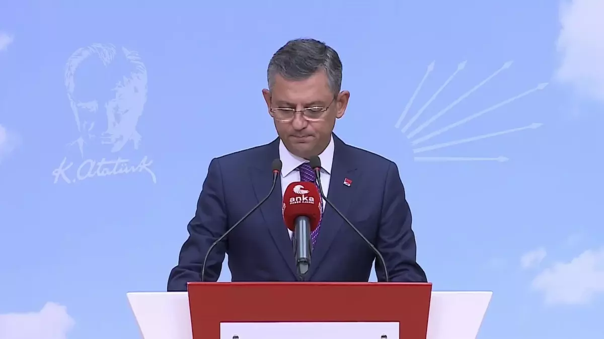 Özgür Özel: "Parti İçi İktidarı Kazanmak İçin Değil, CHP\'yi, Atatürk\'ün Partisini İktidar Yapabilmek İçin CHP Genel Başkanlığına Adaylığımı İlan...