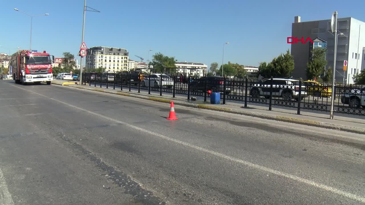 Pendik\'te Kimyasal Madde İhbarı: Yol Trafiğe Kapatıldı