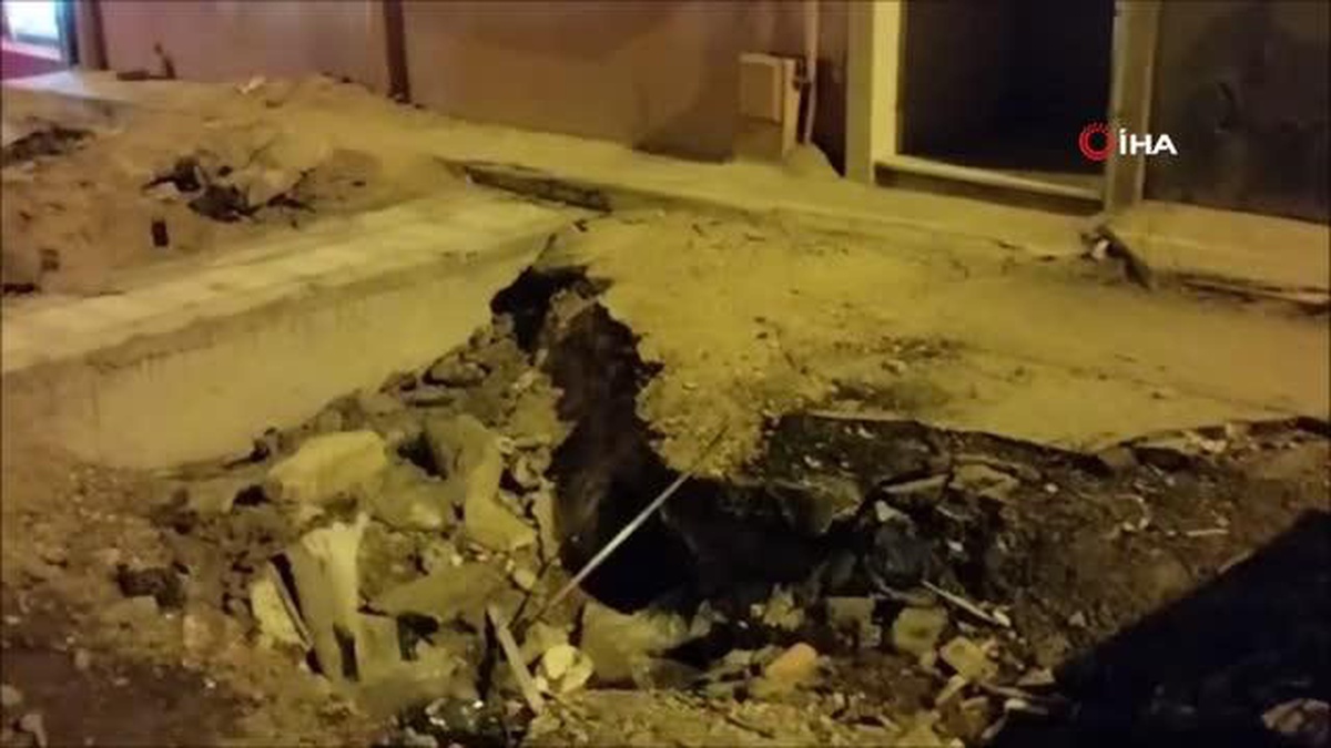 Polisten kaçan göçmen kaçakçıları \'kapalı\' sokakta yakalandı