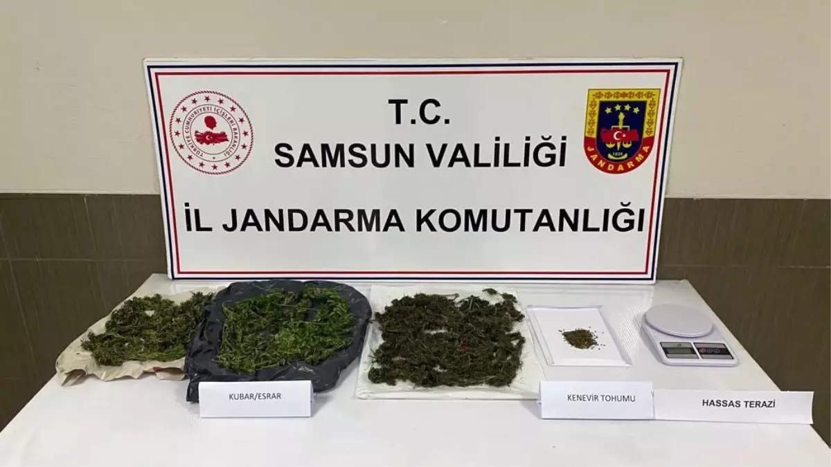Samsun\'da Uyuşturucu Operasyonu: 300 Gram Esrar Ele Geçirildi