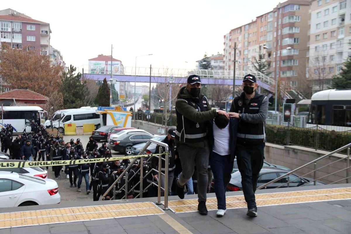 Silindir Operasyonu Sanıklarının Yargılaması Eskişehir\'de Başladı
